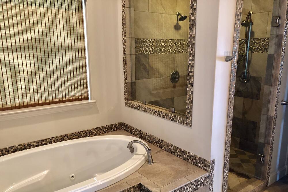 Photo of Bathroom in Azle