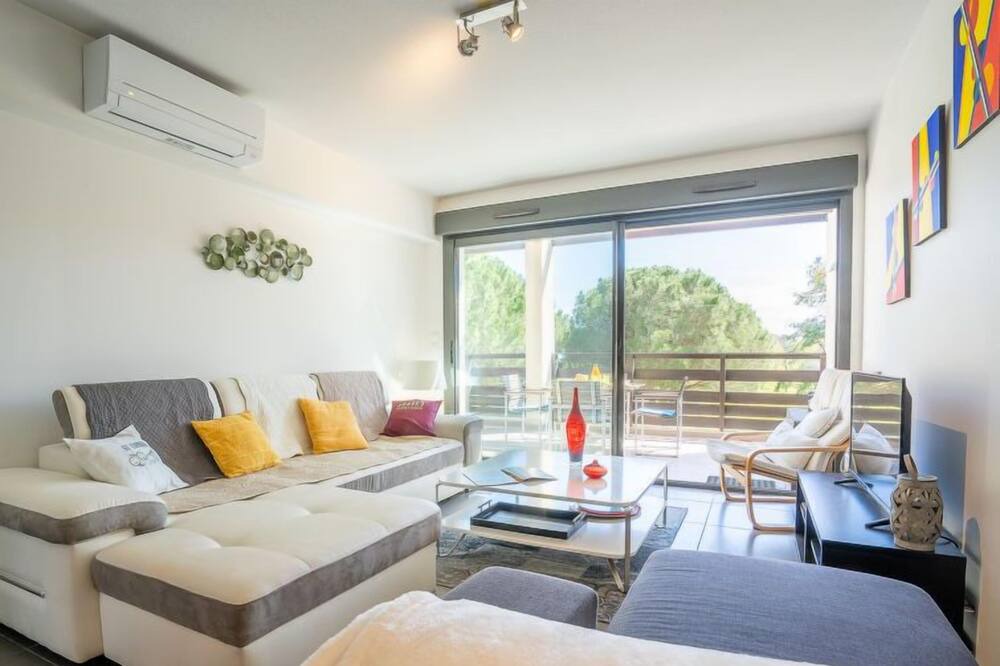 Photo of Livingroom in Saint-Cyprien Plage