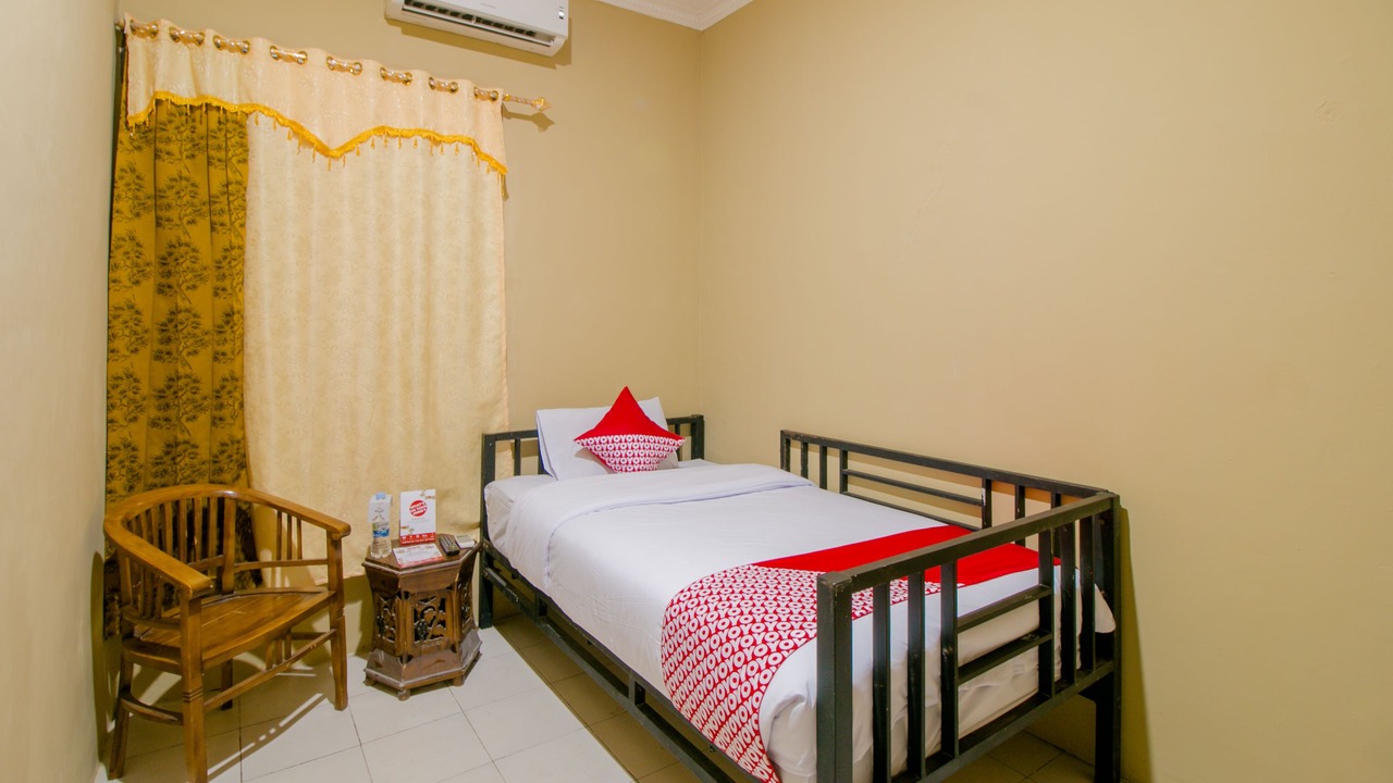 Photo of Bedroom in Cikakak