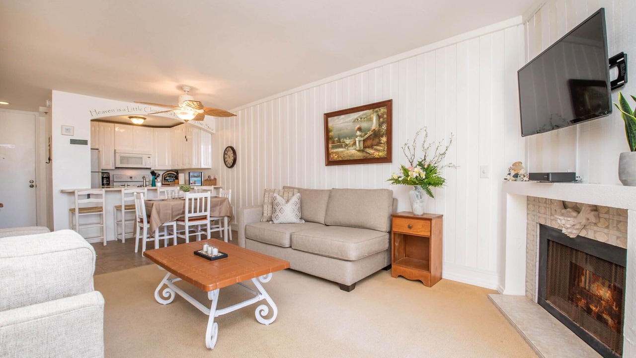 Photo of Livingroom in Townsite