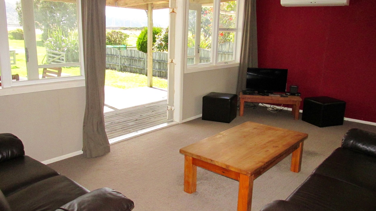 Photo of Livingroom in One Tree Point