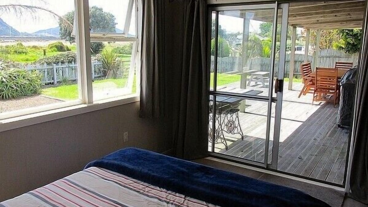 Photo of Others in One Tree Point