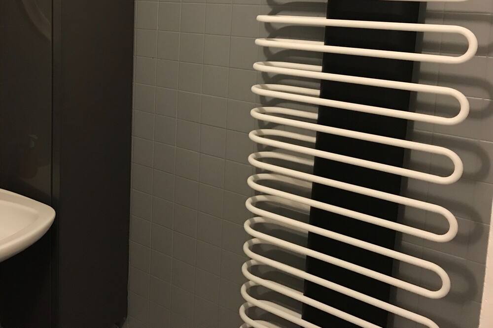 Photo of Bathroom in Bourgueil