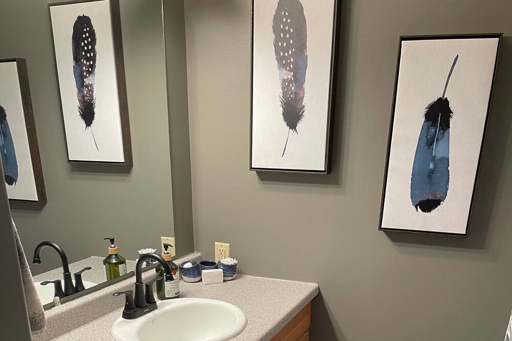 Photo of Bathroom in Squaw Lake