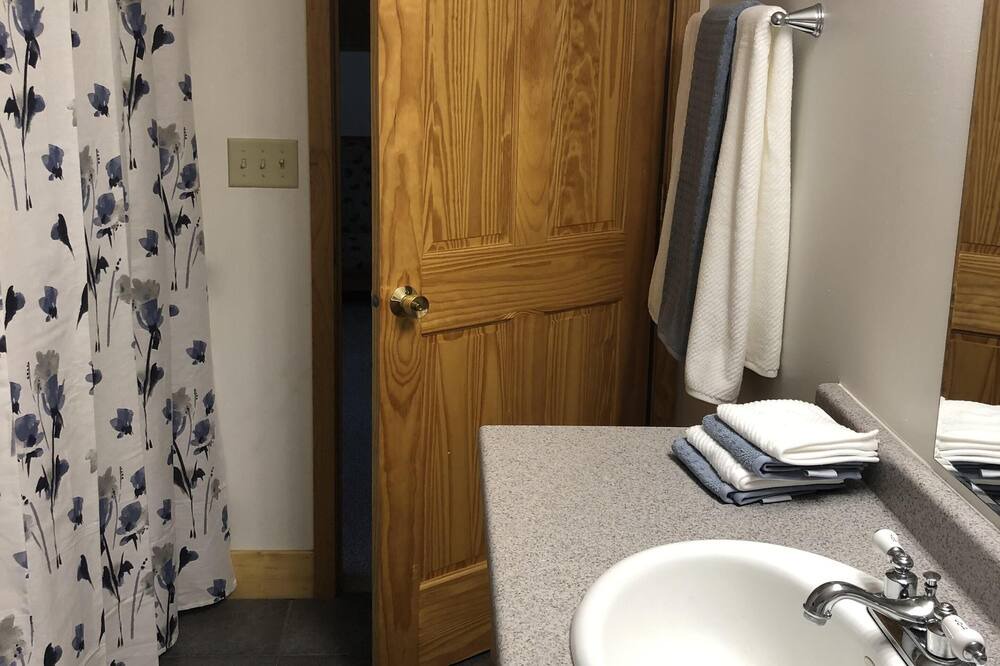 Photo of Bedroom in Squaw Lake