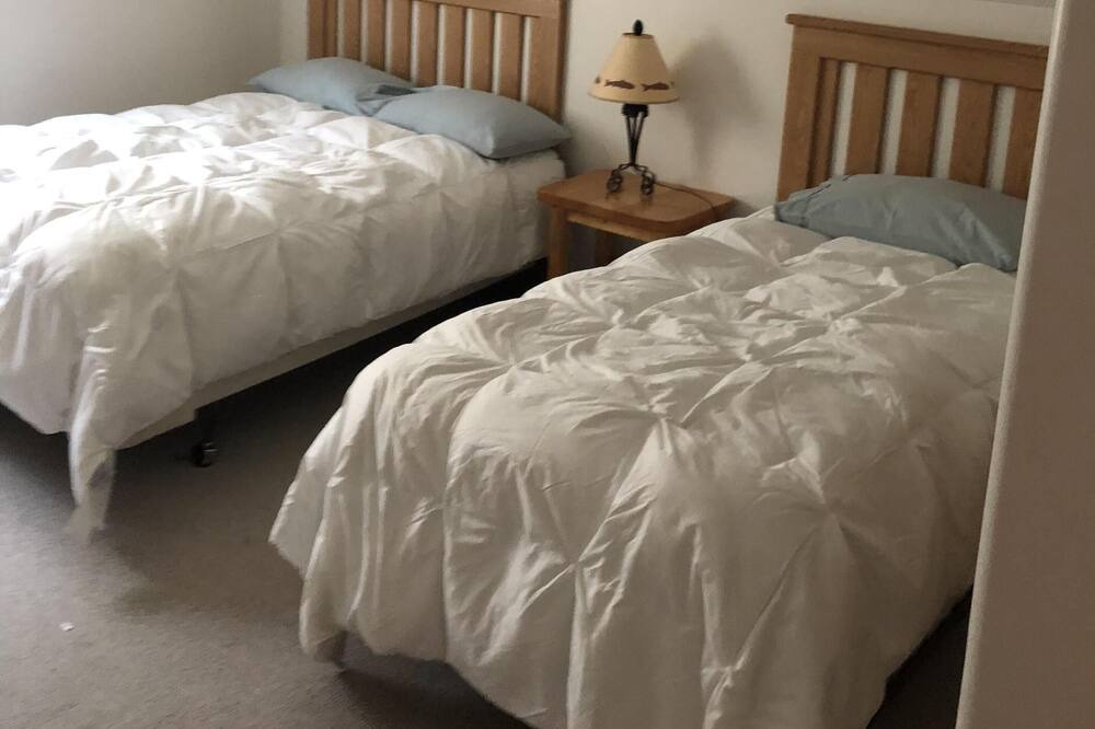 Photo of Bedroom in Squaw Lake