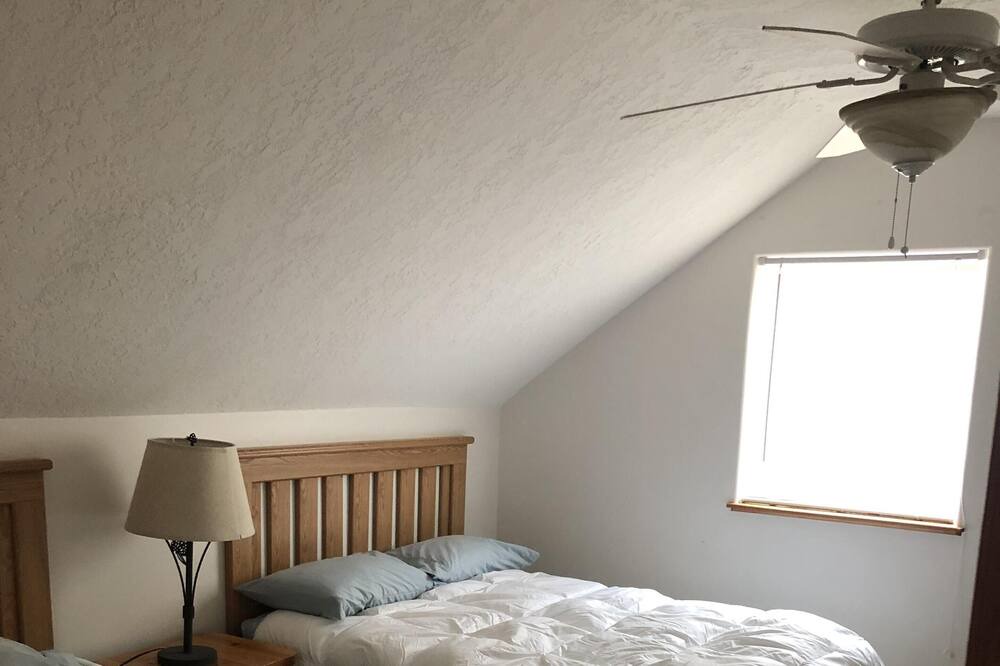 Photo of Bedroom in Squaw Lake