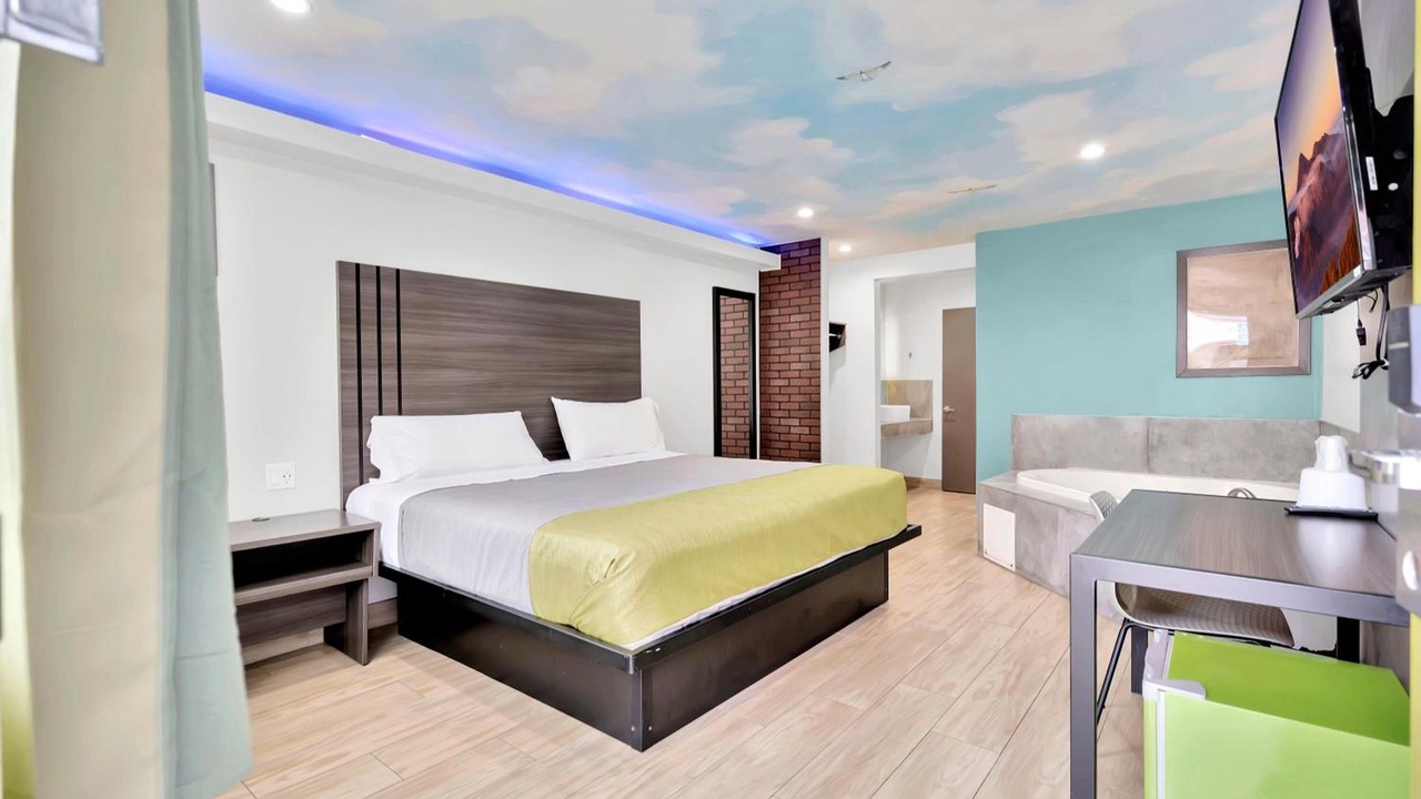 Photo of Bedroom in Harbor