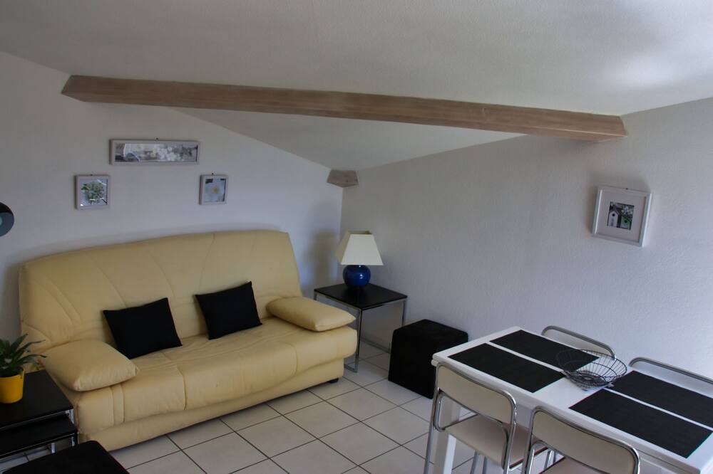 Photo of Livingroom in La Roche-Blanche
