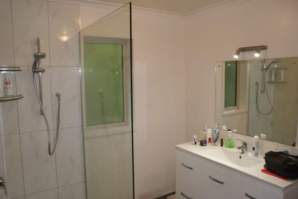 Photo of Bathroom in Tangoio