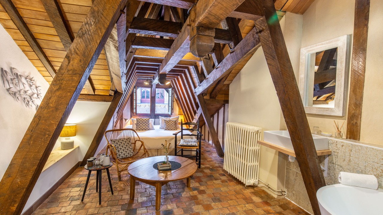Photo of Bedroom in Downtown Angers
