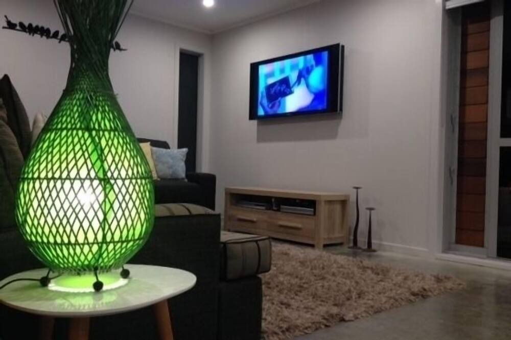 Photo of Others in Surfdale