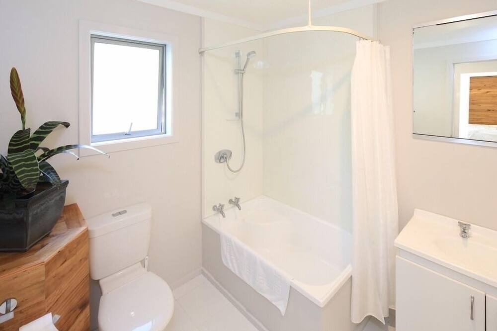 Photo of Bathroom in Surfdale