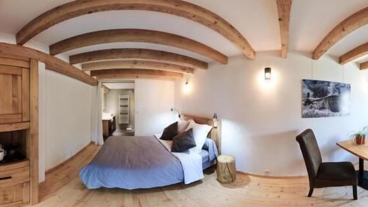 Photo of Bedroom in Aime