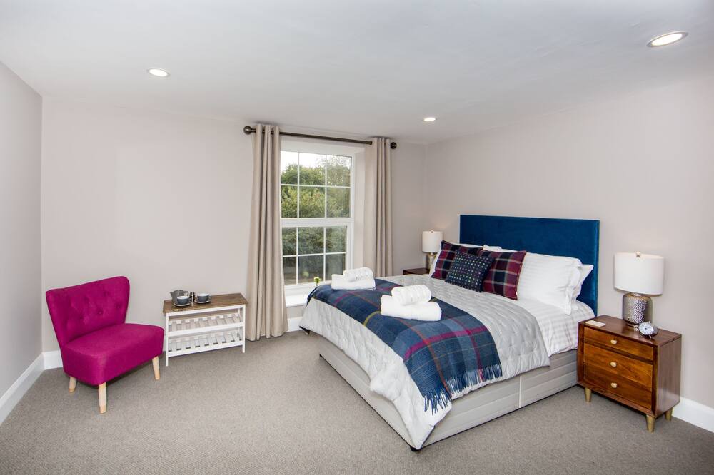 Photo of Bedroom in Redhill