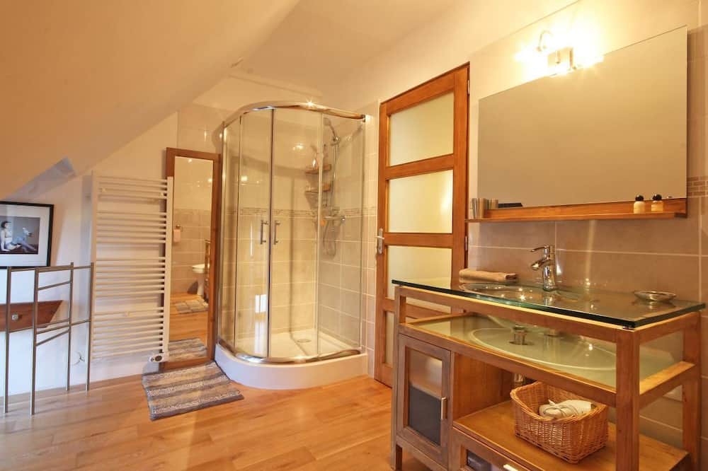 Photo of Bathroom in Remalard-en-Perche