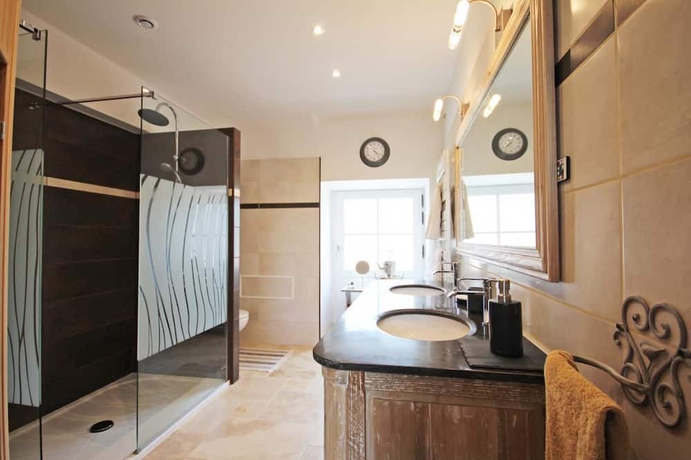 Photo of Bathroom in Remalard-en-Perche