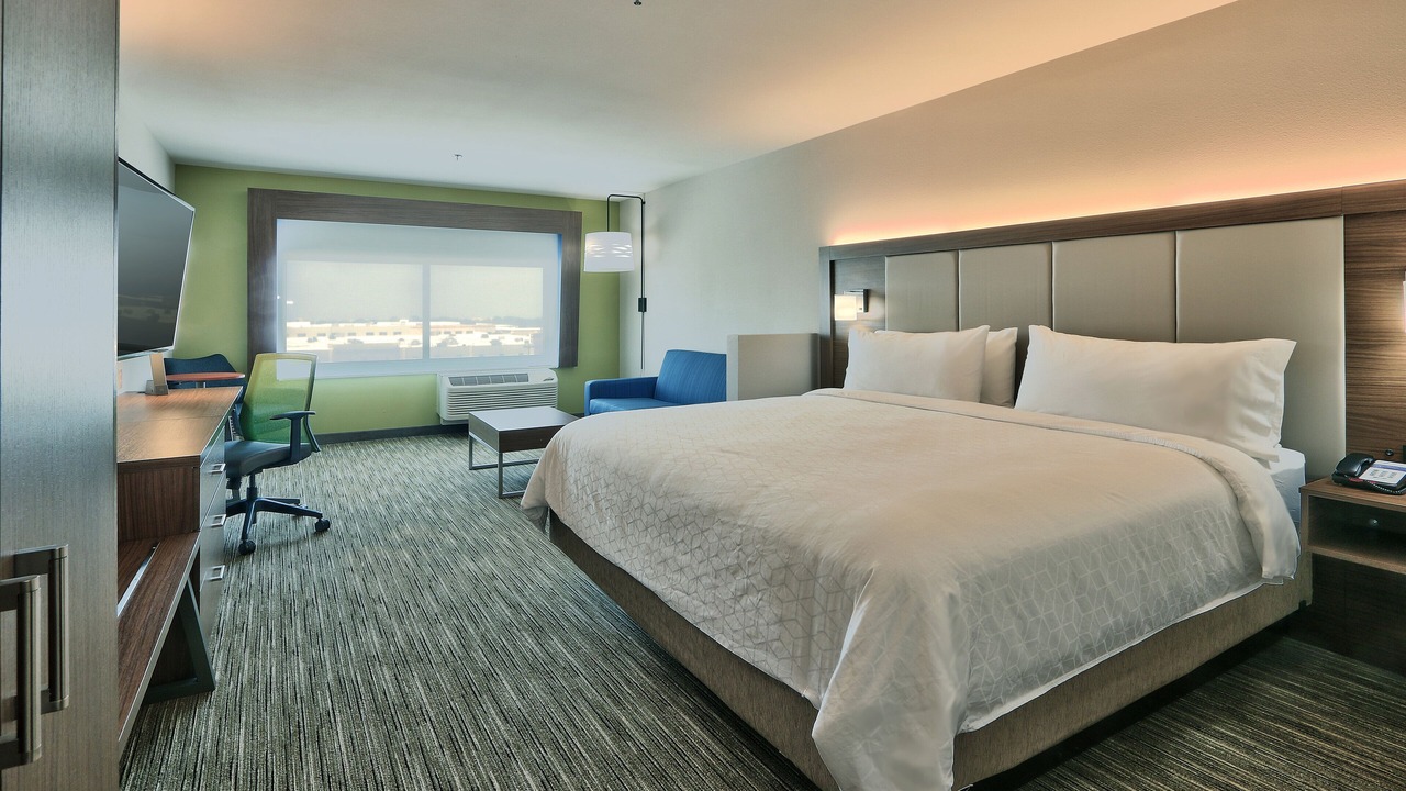 Photo of Bedroom in Northeast Heights