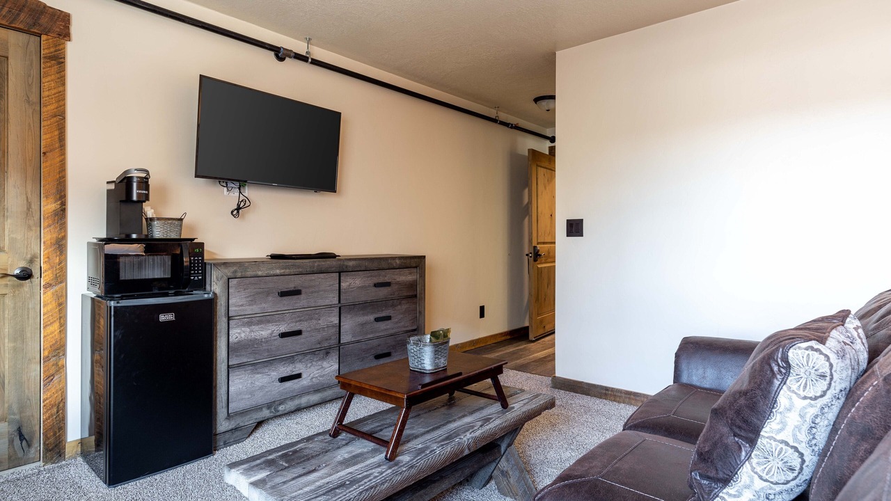Photo of Bedroom in West Yellowstone