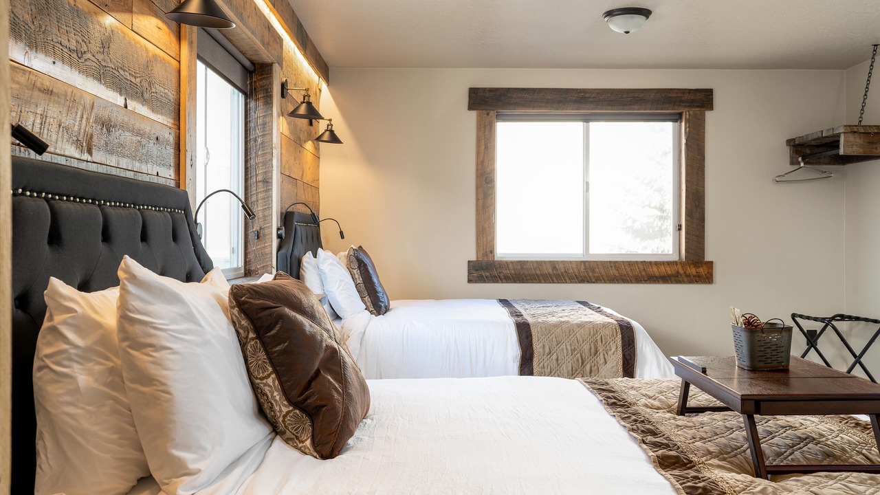 Photo of Bedroom in West Yellowstone
