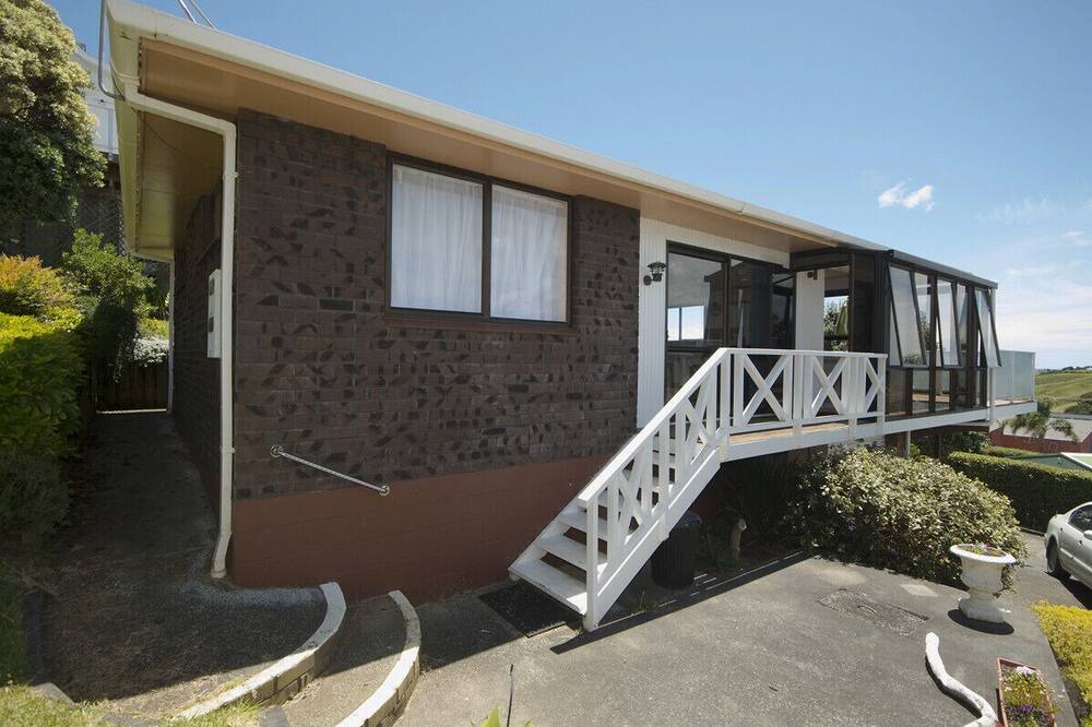 Photo of Outdoor in Cable Bay