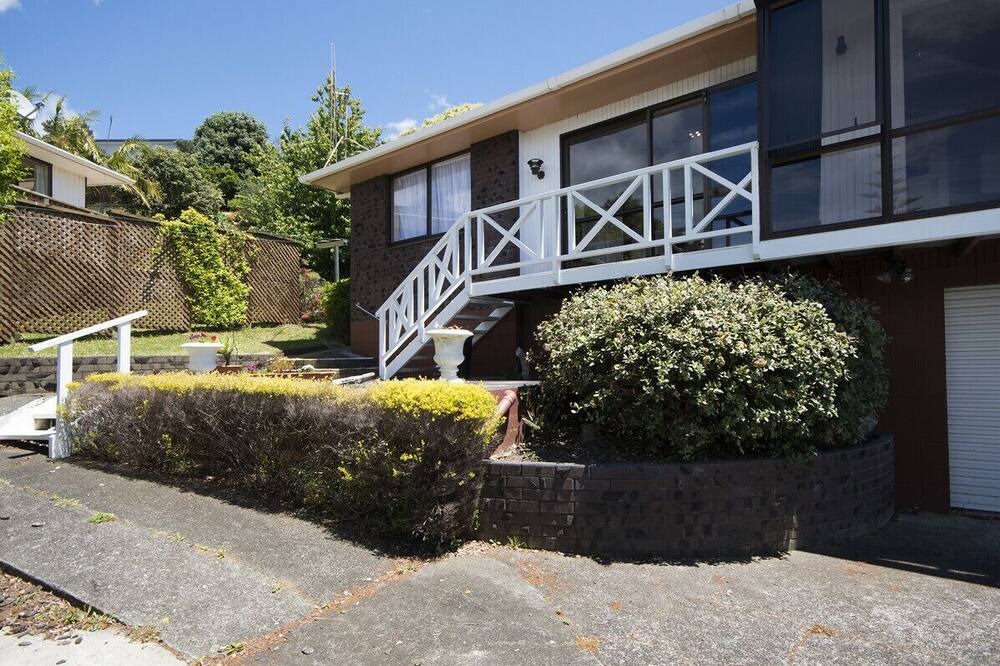 Photo of Outdoor in Cable Bay