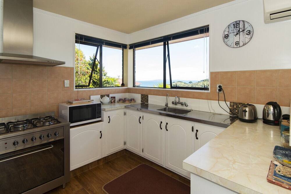 Photo of Kitchen in Cable Bay