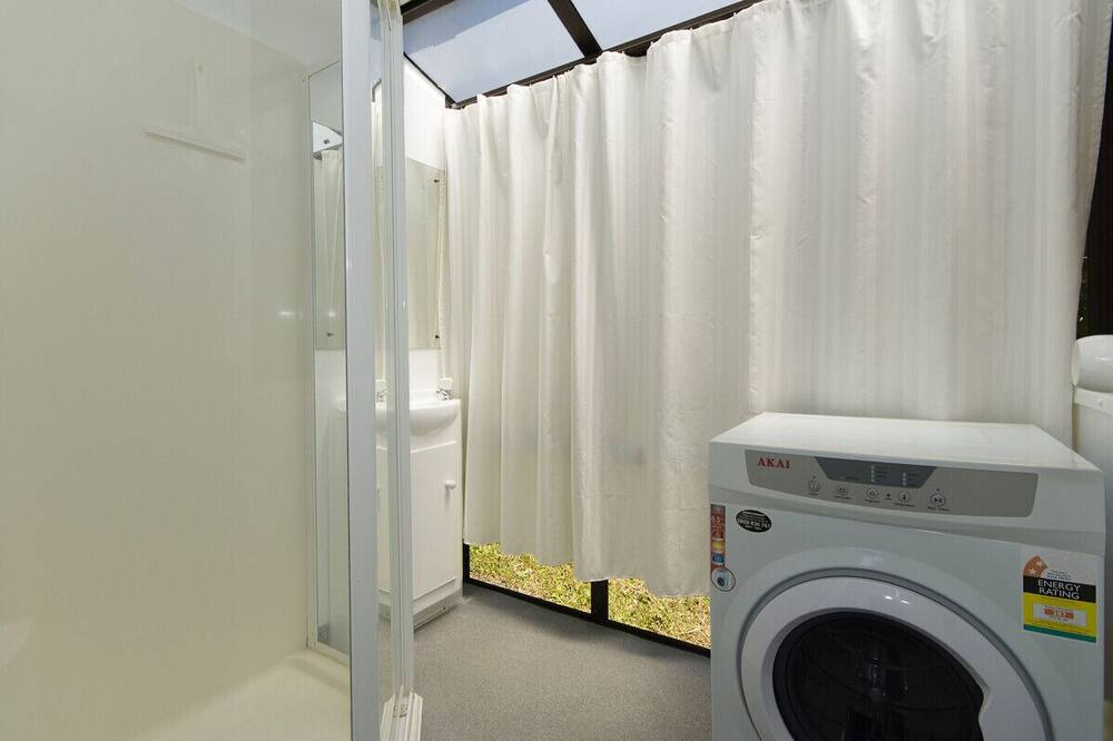 Photo of Others in Cable Bay