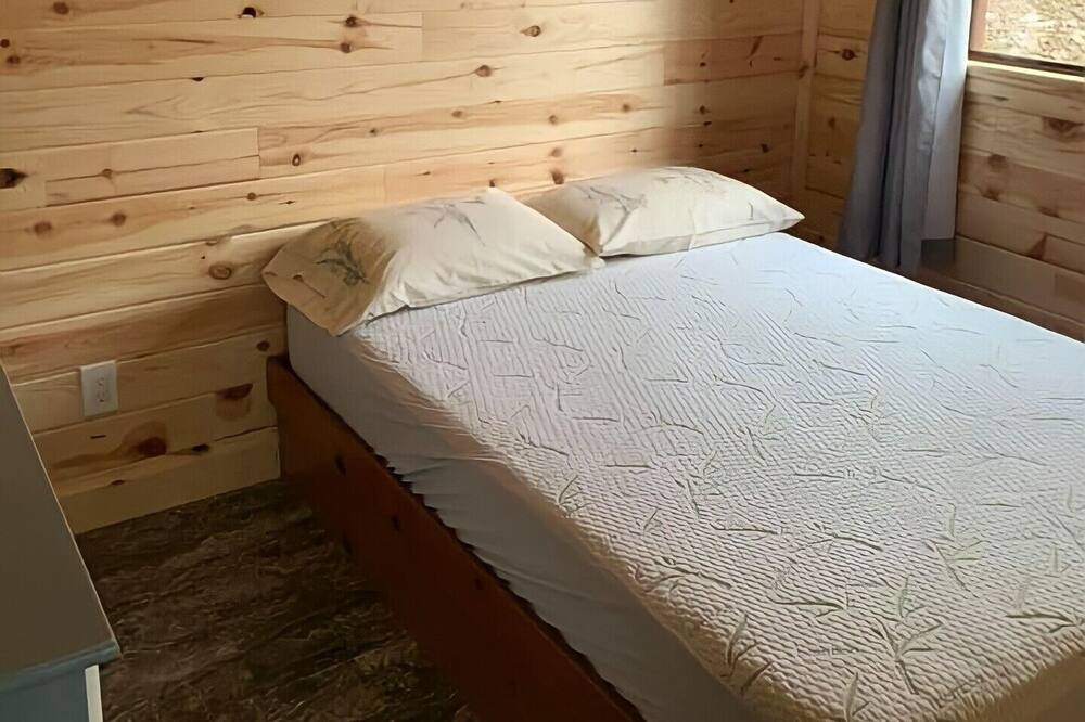 Photo of Bedroom in Otonabee-South Monaghan
