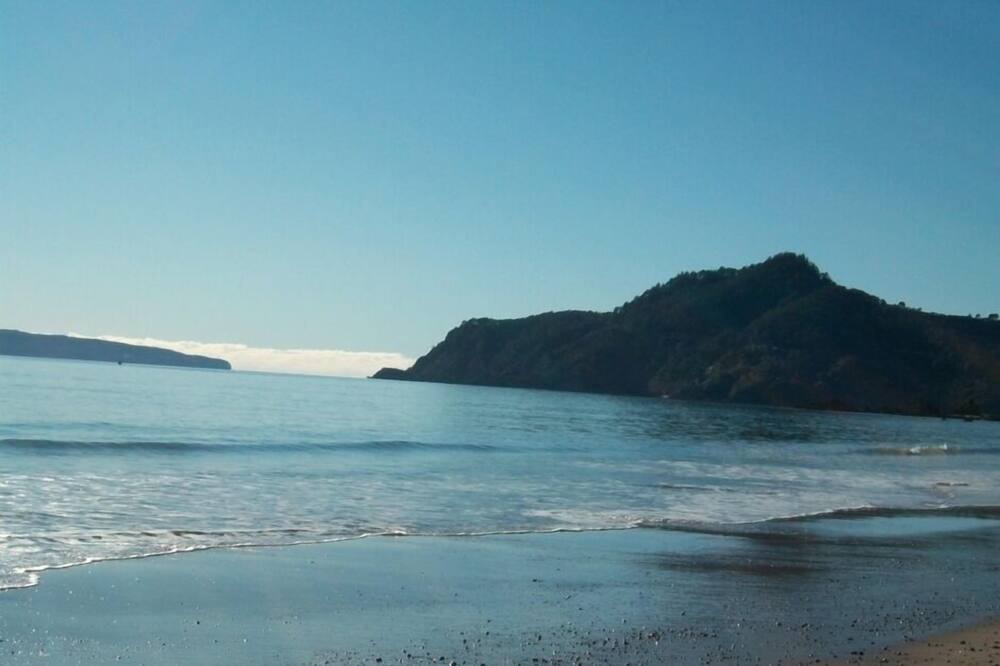 Photo of Others in Rings Beach