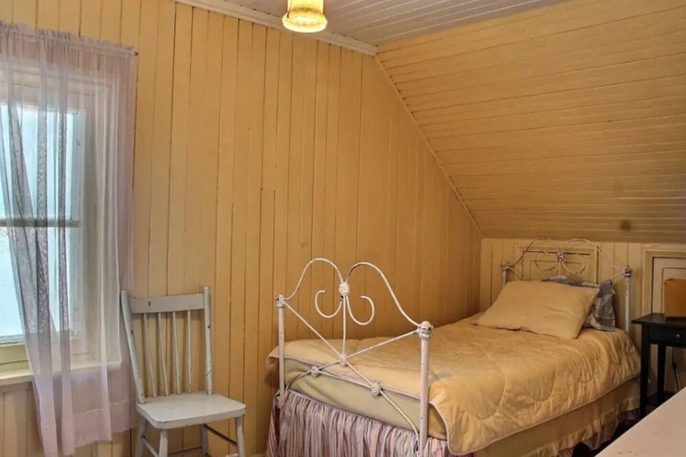 Photo of Bedroom in L'Islet