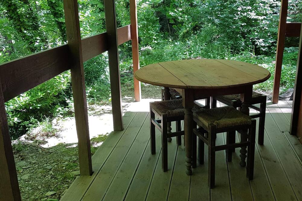 Photo of Patio Balcony in St Gervais sur Mare
