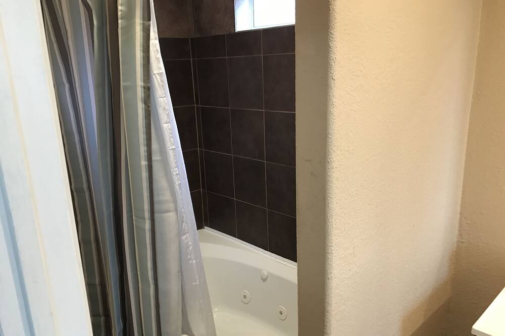 Photo of Bathroom in Azusa