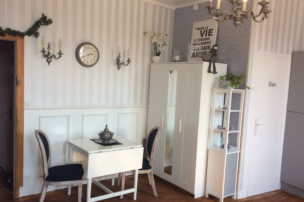 Photo of Bedroom in Arromanches-les-Bains