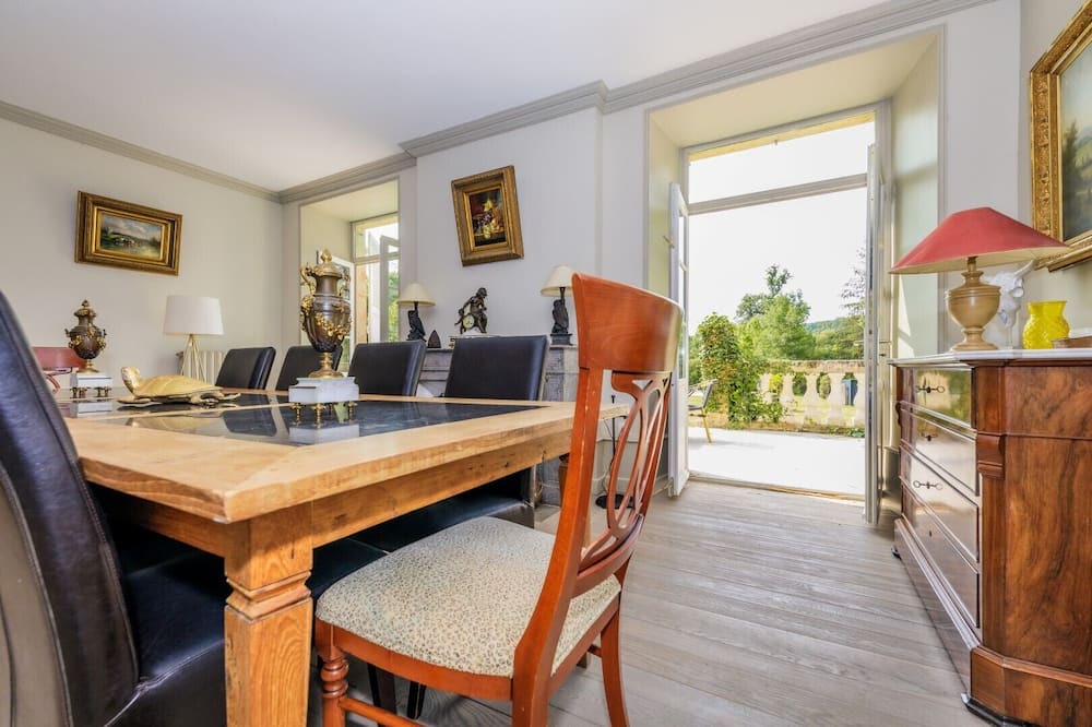 Photo of Others in Sarrazac