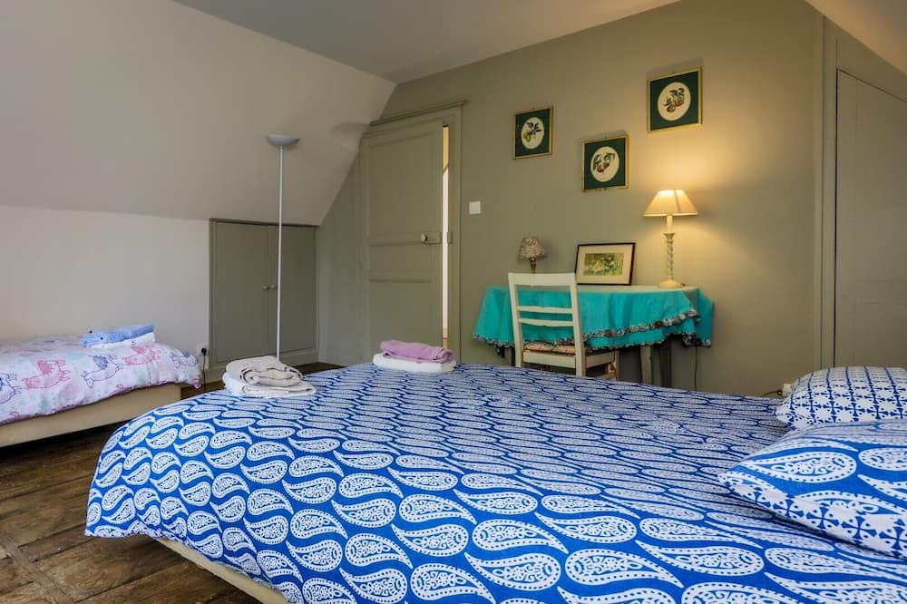 Photo of Bedroom in Sarrazac