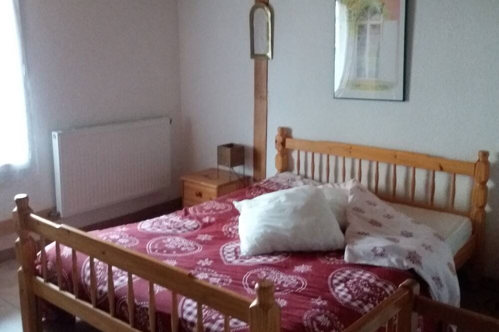 Photo of Bedroom in La Llagonne