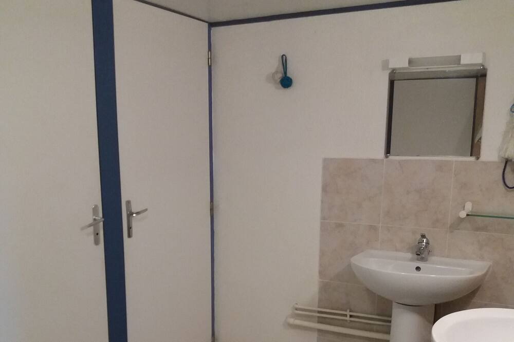 Photo of Bathroom in La Llagonne