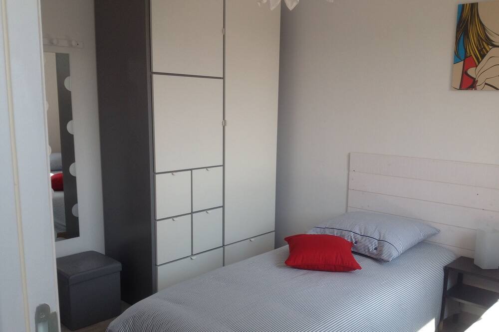 Photo of Bedroom in La Plaine-sur-Mer
