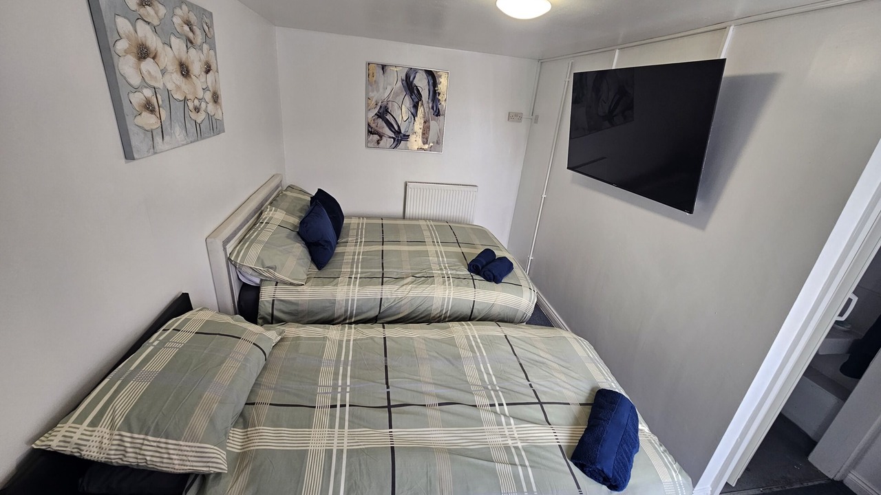 Photo of Bedroom in Hoddesdon