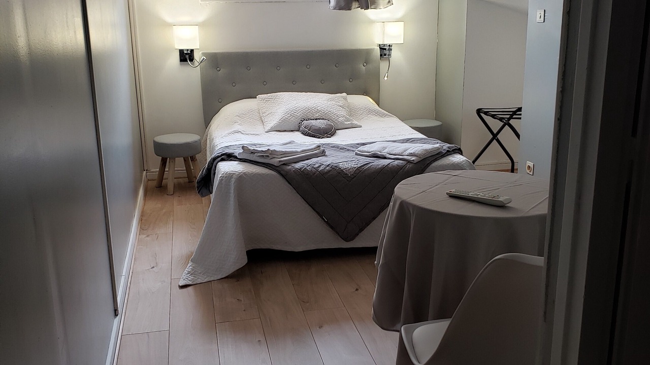 Photo of Bedroom in Coux