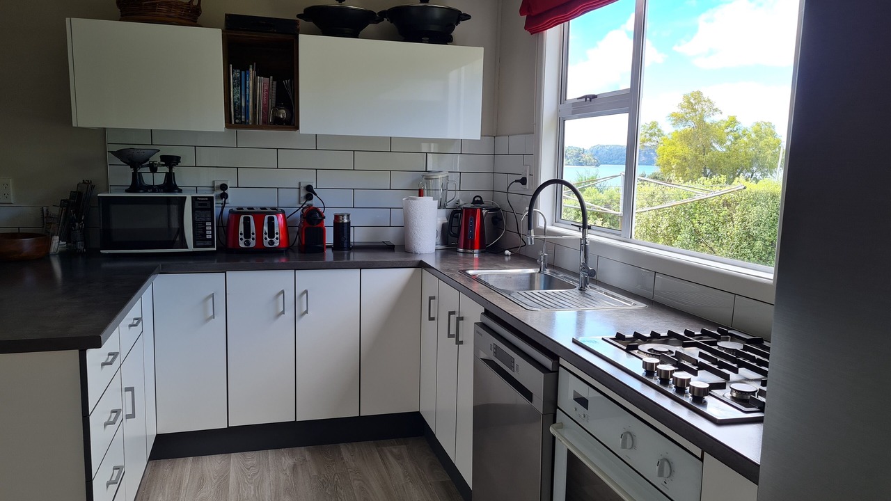 Photo of Kitchen in Rotoma