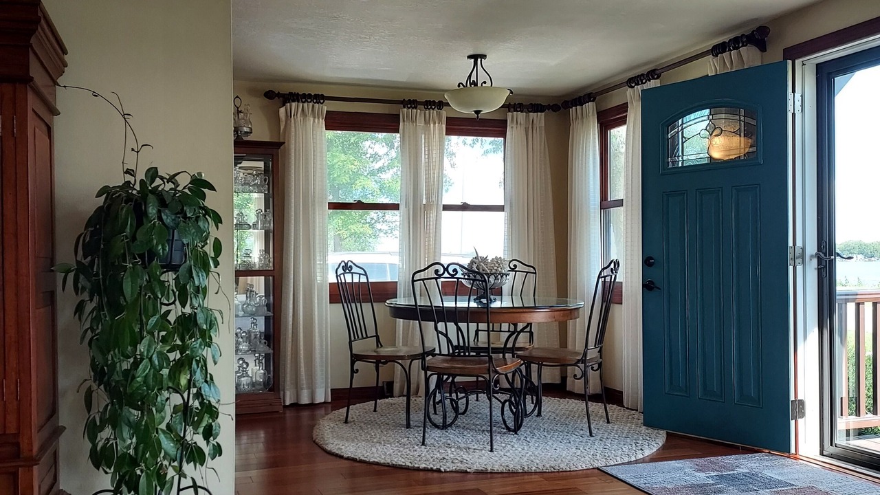 Photo of Others in Lake View