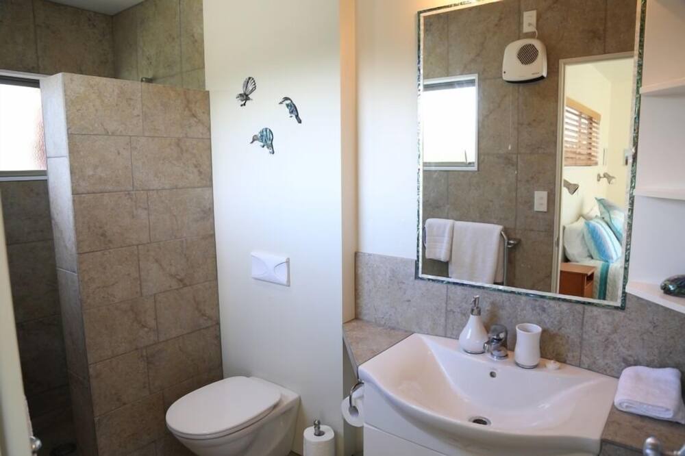 Photo of Bathroom in Ahipara