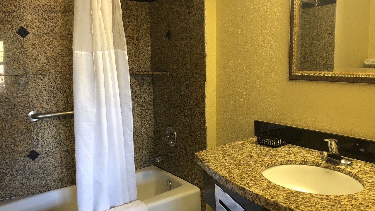 Photo of Others in Willits