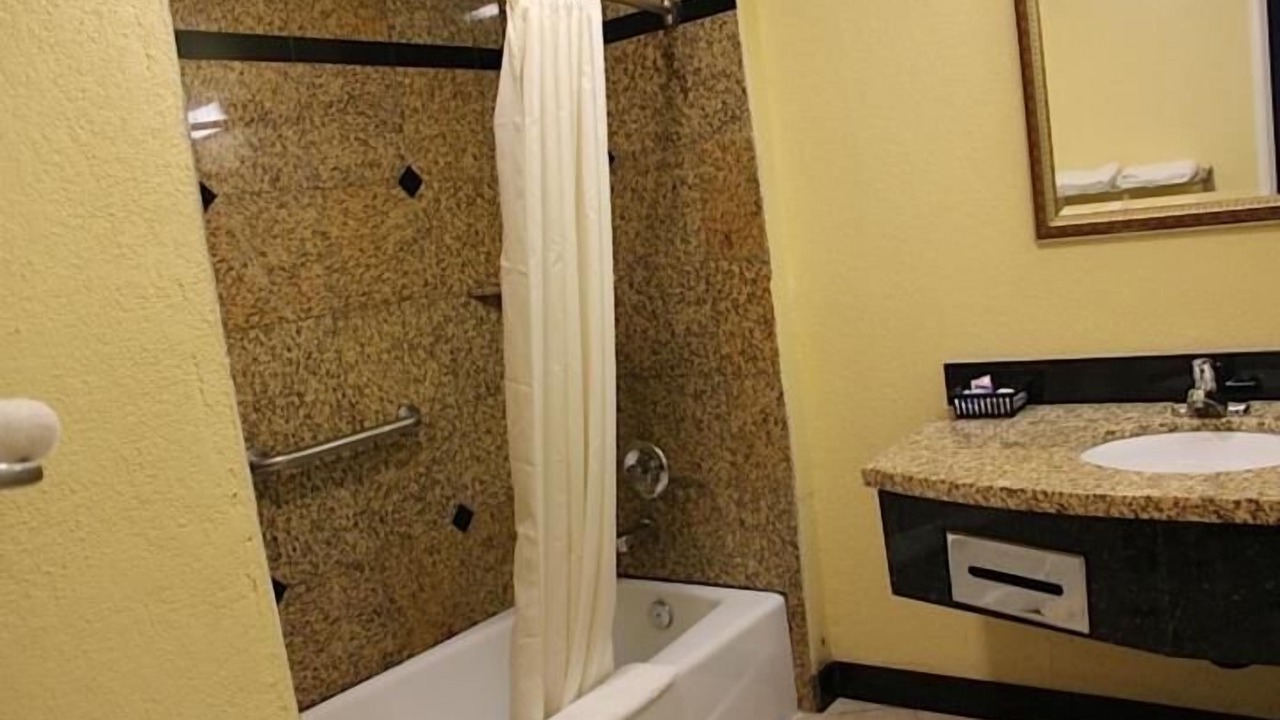 Photo of Others in Willits