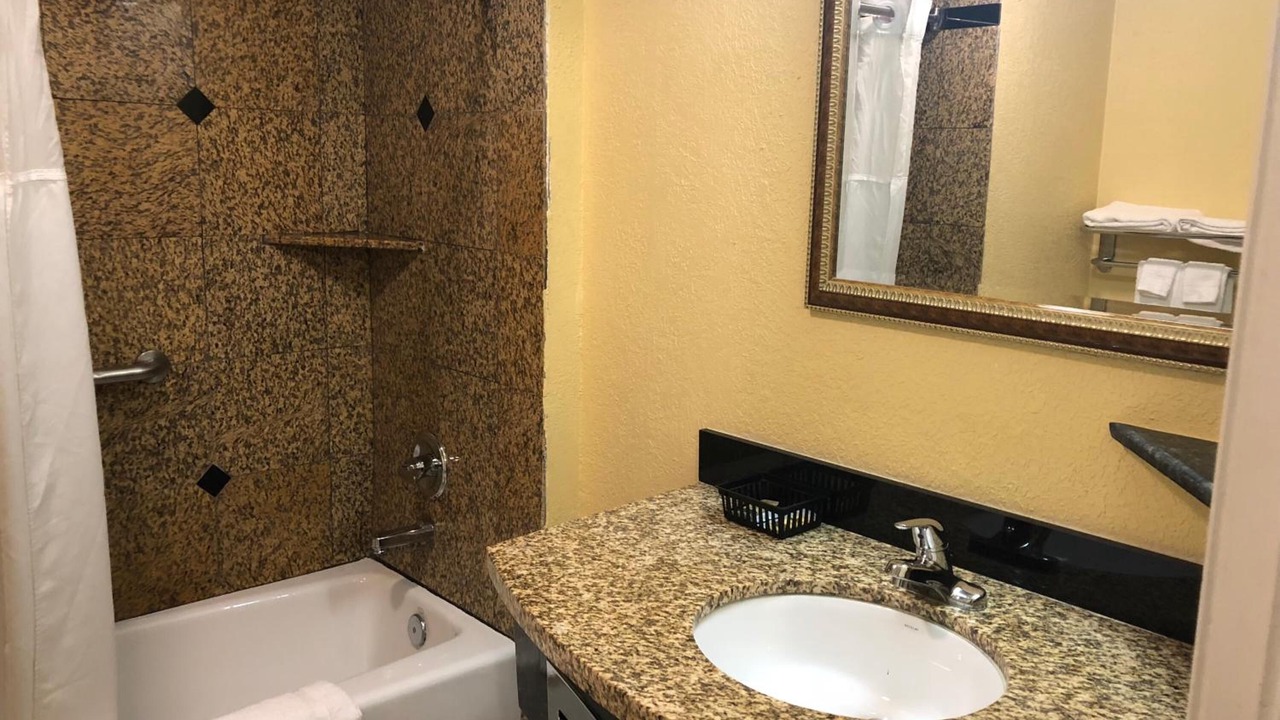 Photo of Others in Willits