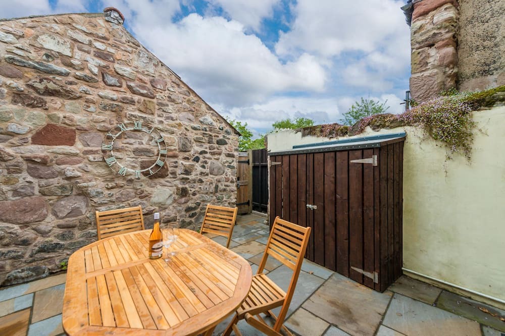 Photo of Patio Balcony in Norham