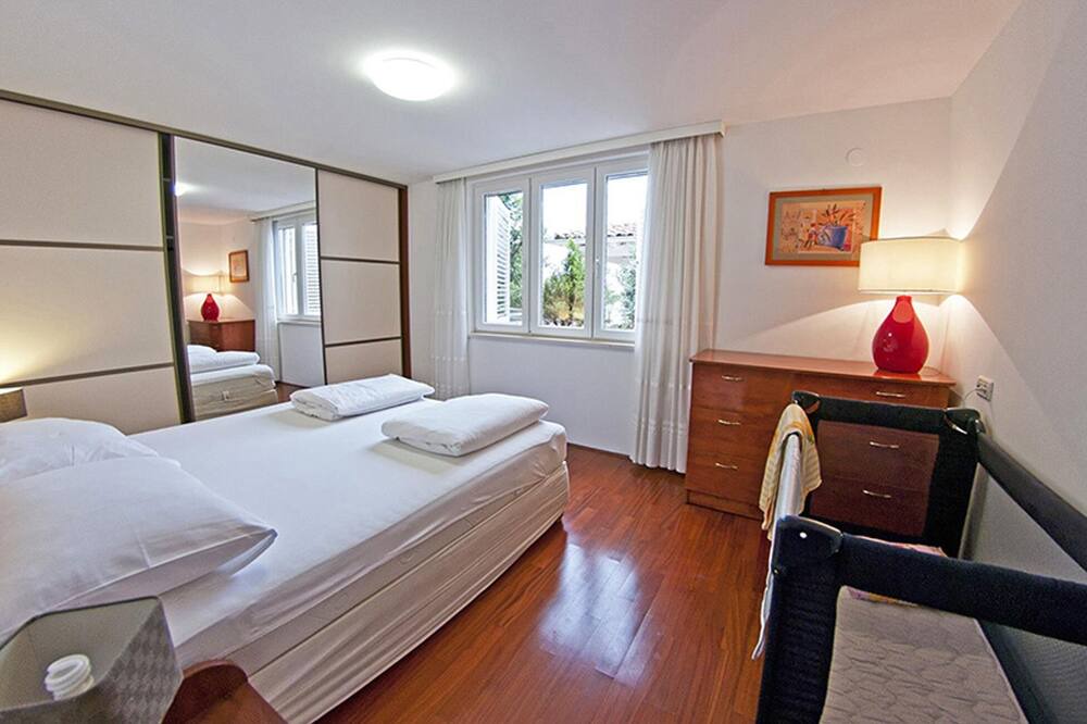 Photo of Bedroom in Plat