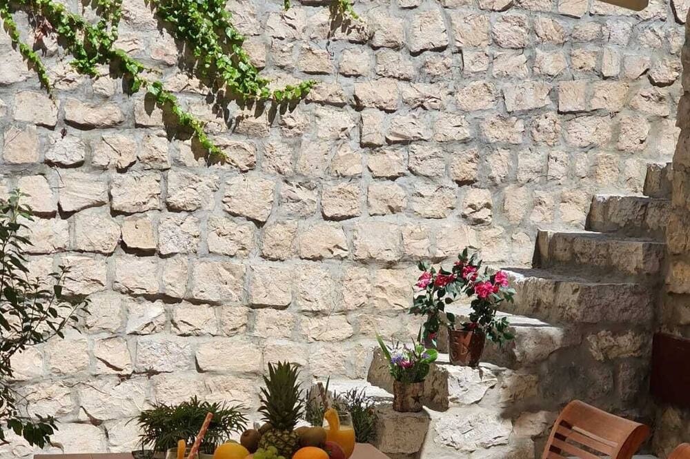 Photo of Patio Balcony in Plat
